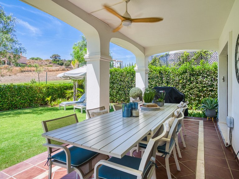 Villa for Sale in Estepona, Malaga 3