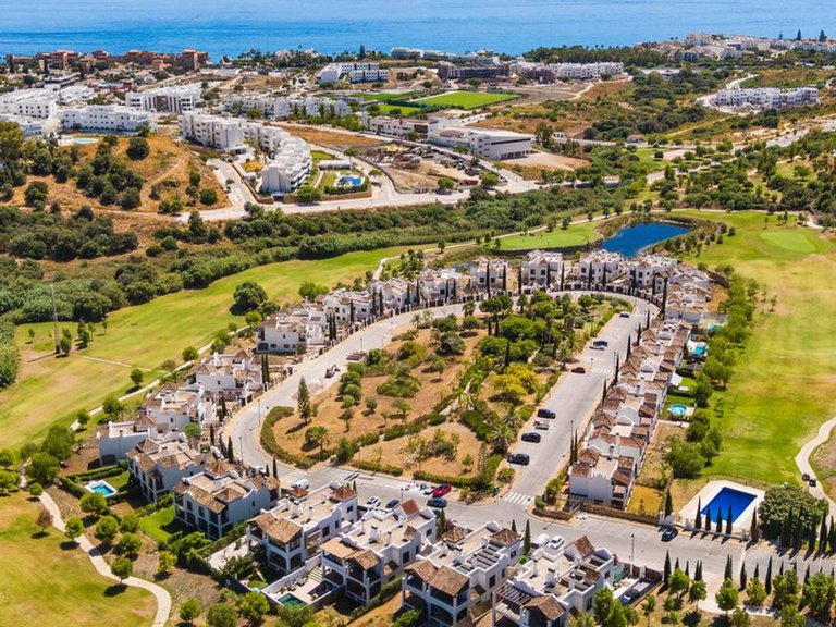 Villa for Sale in Estepona, Malaga 53