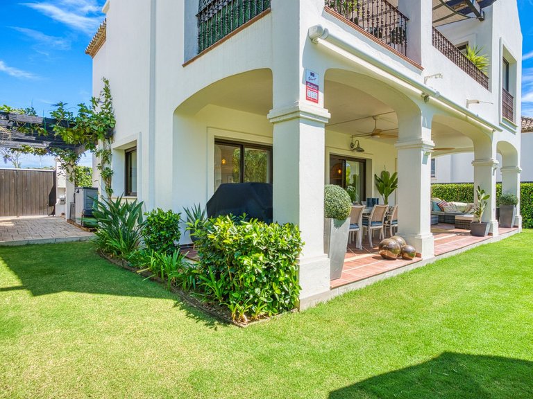 Villa for Sale in Estepona, Malaga 7