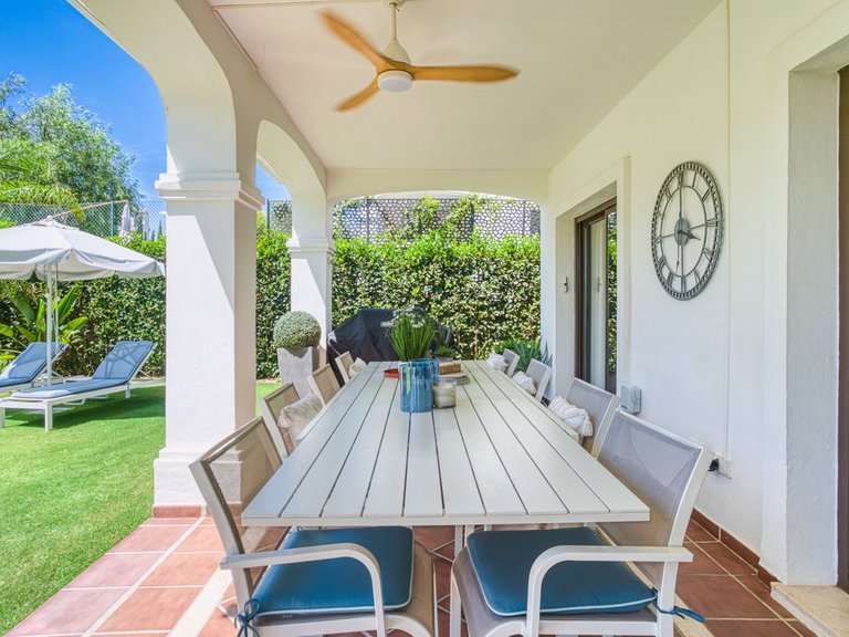 Villa for Sale in Estepona, Malaga 8