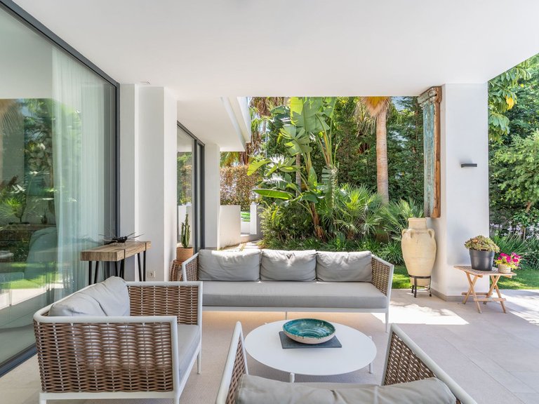 Villa for Sale in Cabopino, Malaga 13