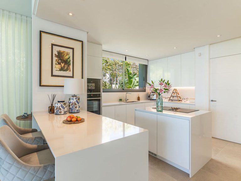 Villa for Sale in Cabopino, Malaga 14
