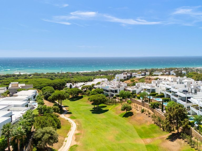 Villa for Sale in Cabopino, Malaga 2