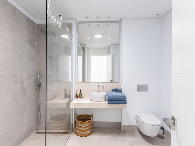Villa for Sale in Cabopino, Malaga 24