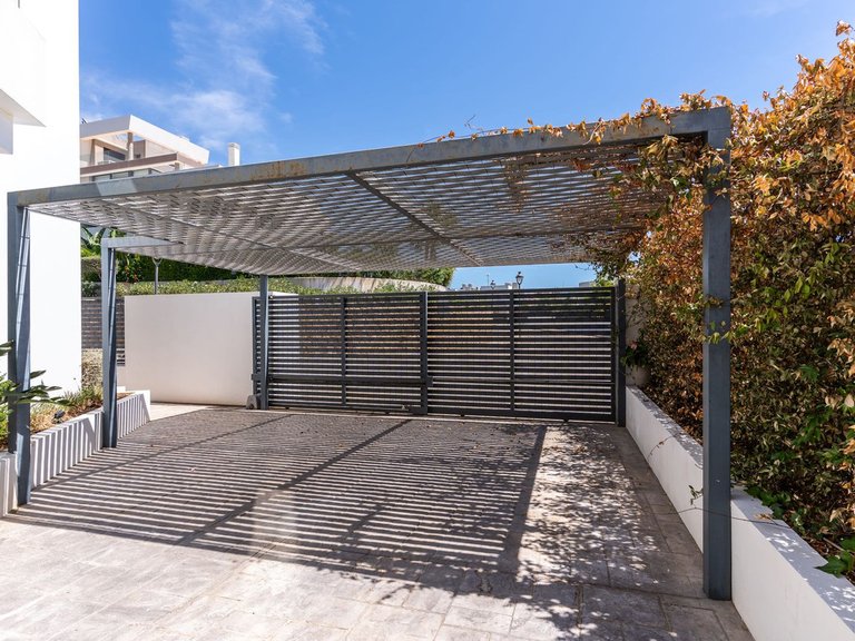 Villa for Sale in Cabopino, Malaga 25