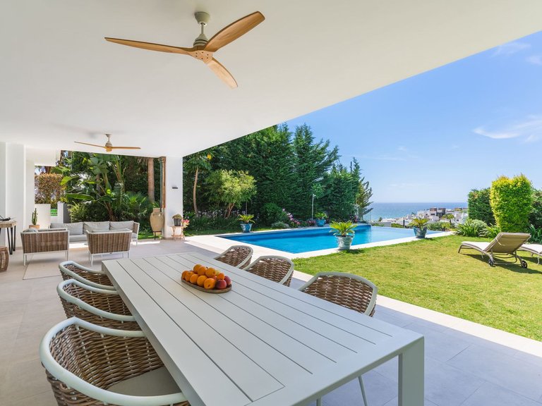 Villa for Sale in Cabopino, Malaga 5