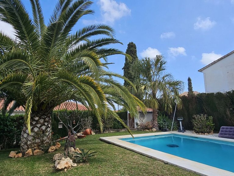 Villa for Sale in Alhaurín De La Torre, Malaga 2