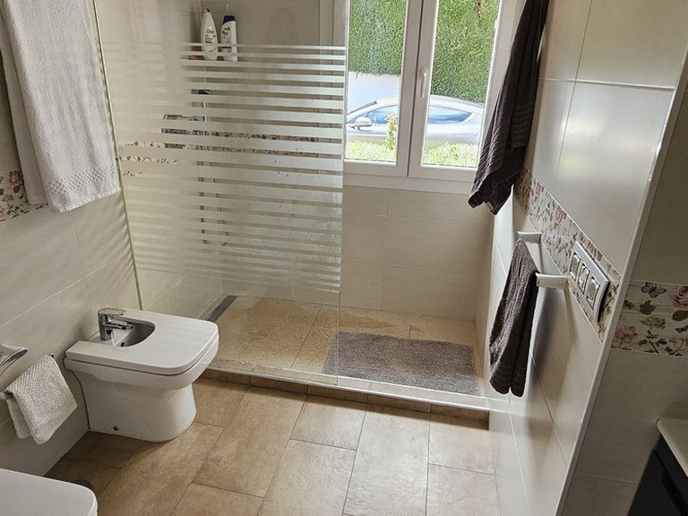 Villa for Sale in Alhaurín De La Torre, Malaga 24