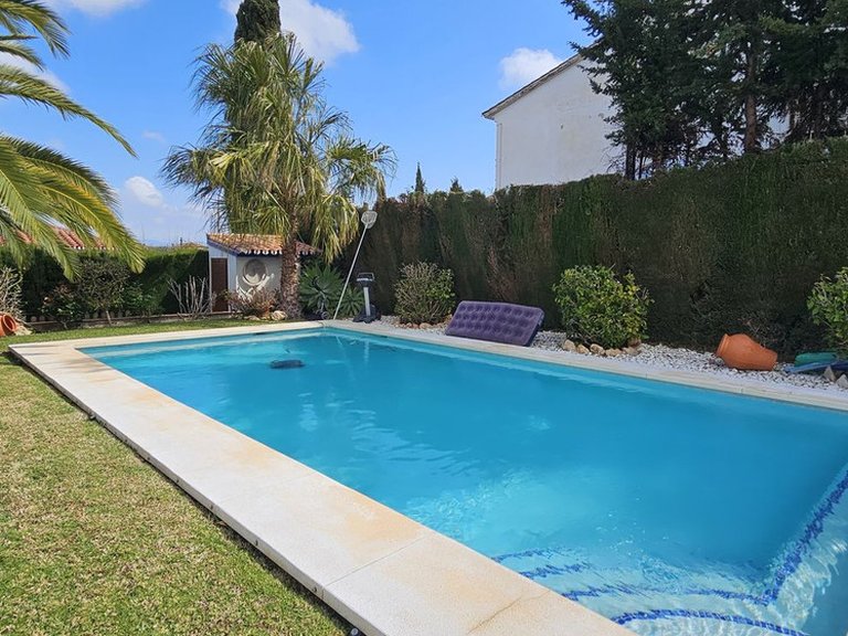 Villa for Sale in Alhaurín De La Torre, Malaga 3