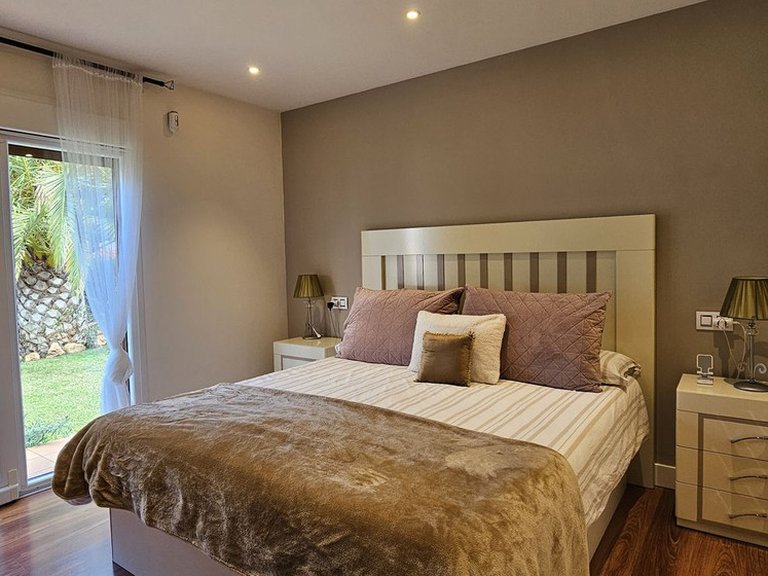 Villa for Sale in Alhaurín De La Torre, Malaga 32