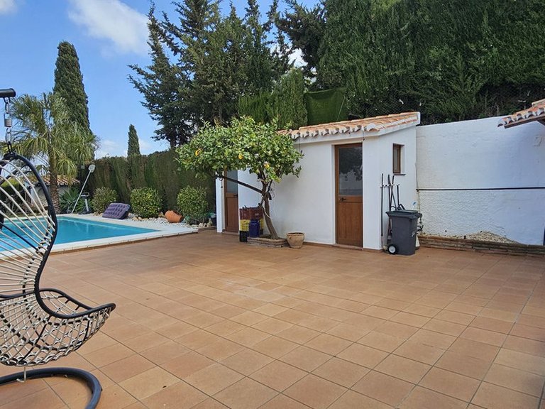 Villa for Sale in Alhaurín De La Torre, Malaga 5