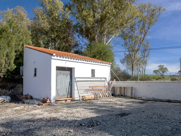 Villa for Sale in San Enrique, Cadiz 21