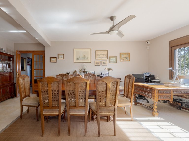 Villa for Sale in San Enrique, Cadiz 6
