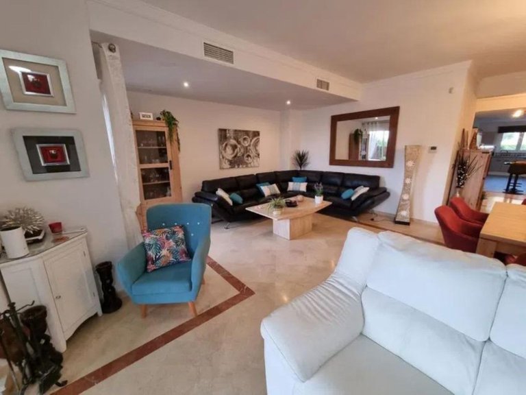 Apartment for Sale in San Roque, Cadiz 2