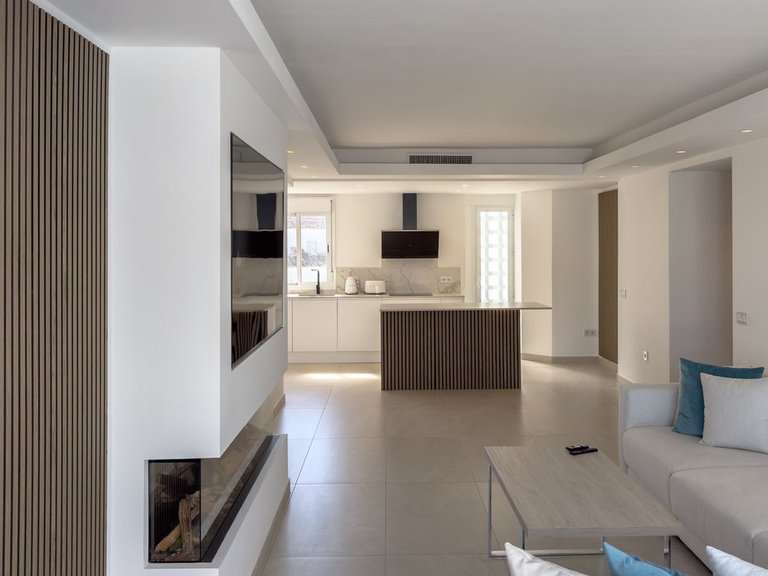 Apartment for Sale in Puerto Banús, Malaga 1