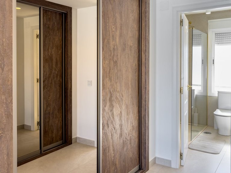 Apartment for Sale in Puerto Banús, Malaga 16