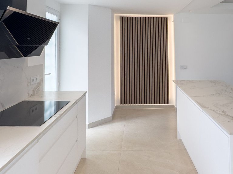 Apartment for Sale in Puerto Banús, Malaga 22