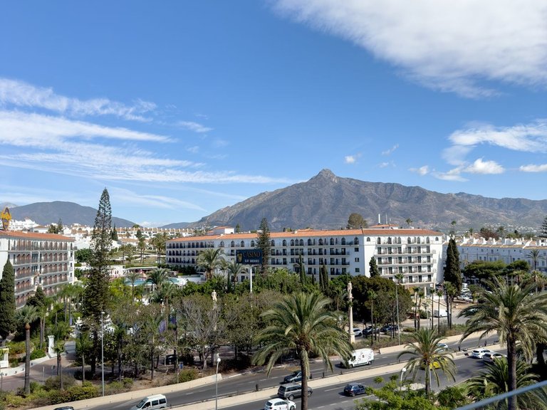 Apartment for Sale in Puerto Banús, Malaga 26