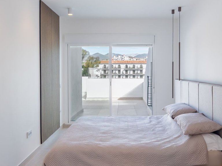 Apartment for Sale in Puerto Banús, Malaga 28
