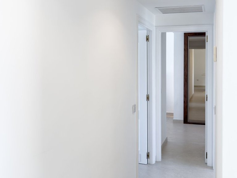 Apartment for Sale in Puerto Banús, Malaga 34