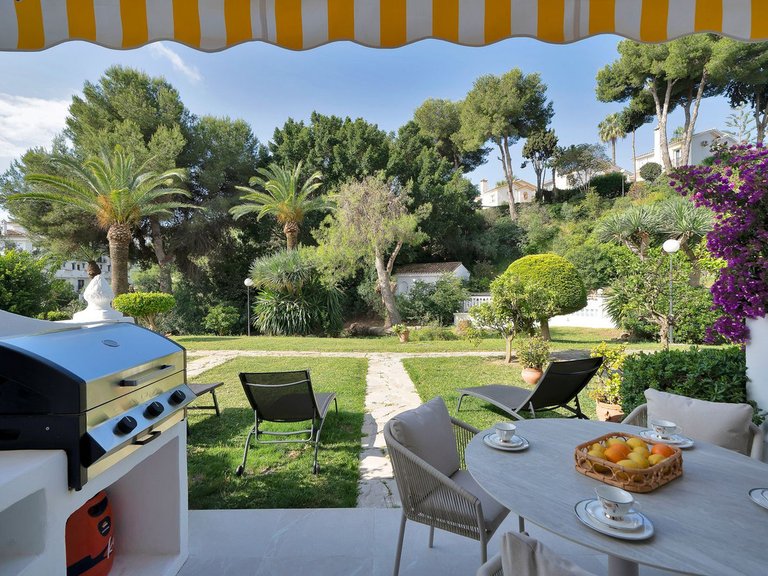 Villa for Sale in Calahonda, Malaga 7