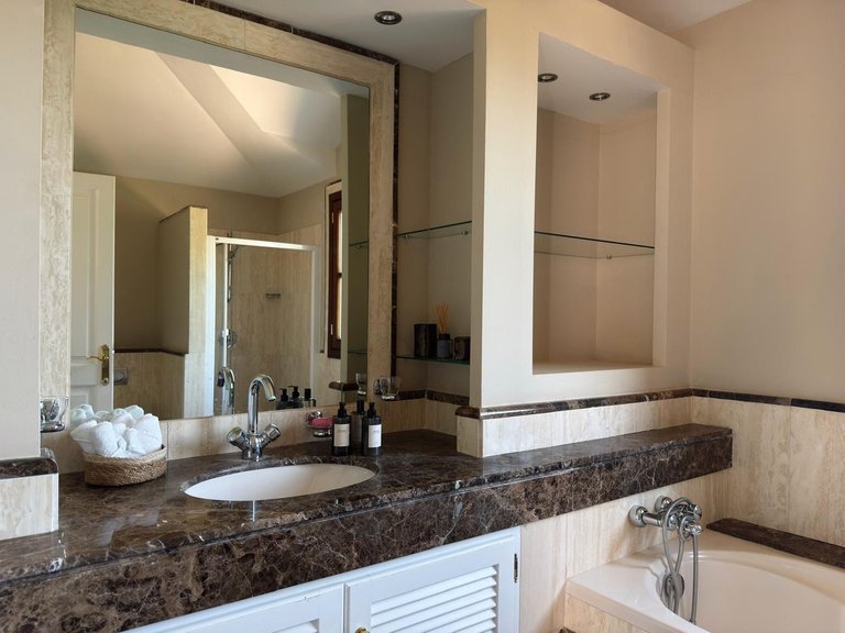 Villa for Sale in La Zagaleta, Malaga 39