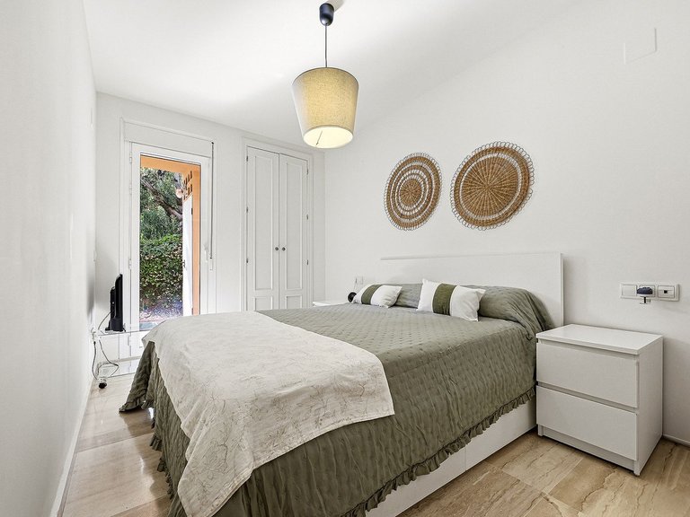 Apartment for Sale in Las Chapas, Malaga 11