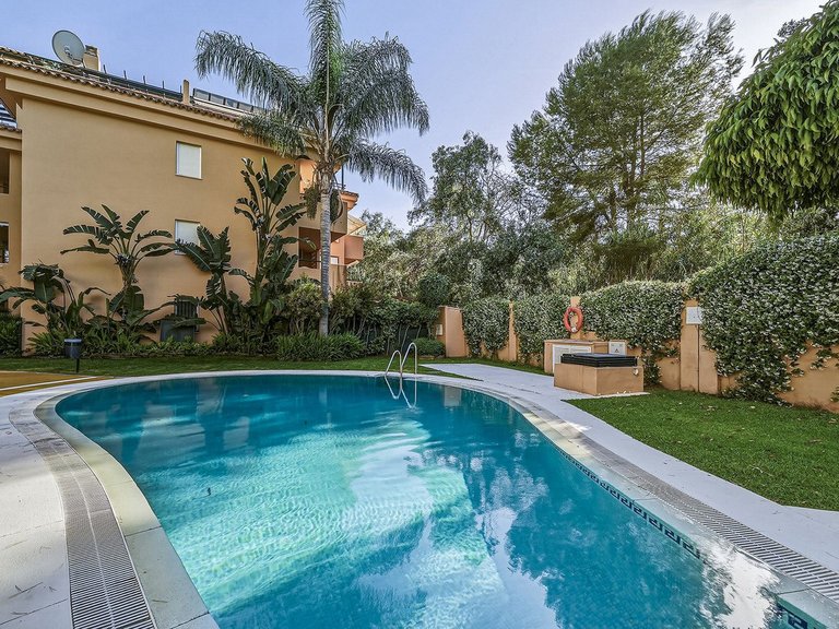 Apartment for Sale in Las Chapas, Malaga 20