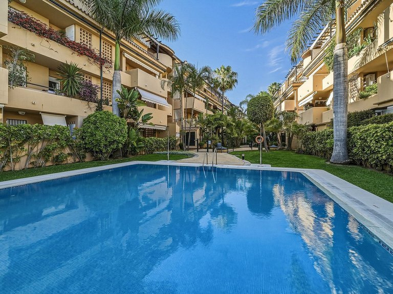 Apartment for Sale in Las Chapas, Malaga 23