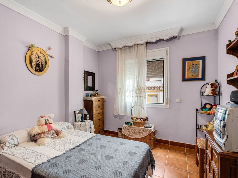 Villa for Sale in Estepona, Malaga 18