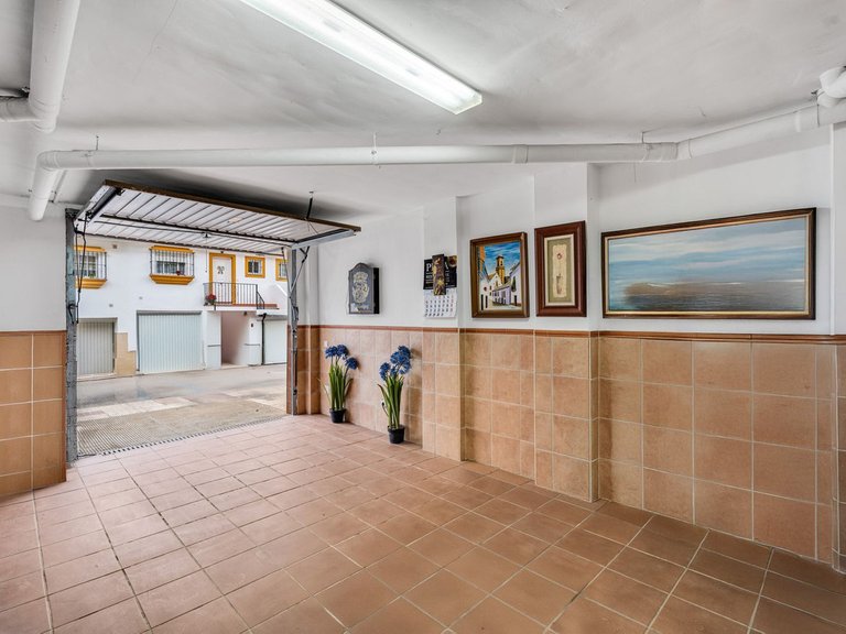 Villa for Sale in Estepona, Malaga 22