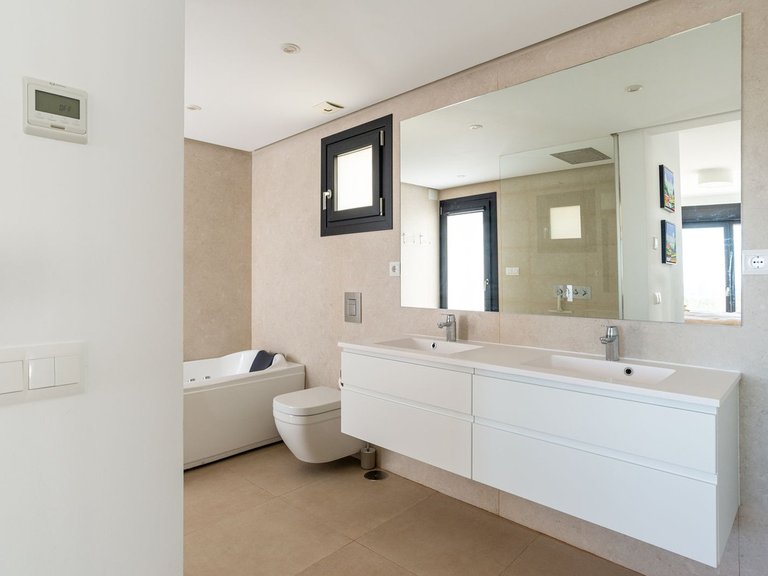 Villa for Sale in La Cala De Mijas, Malaga 42