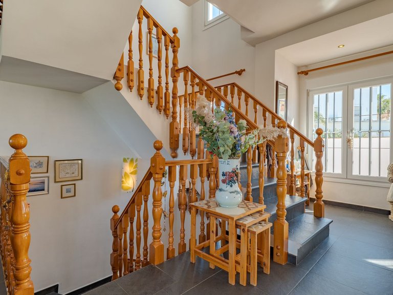 Villa for Sale in Alhaurín El Grande, Malaga 22