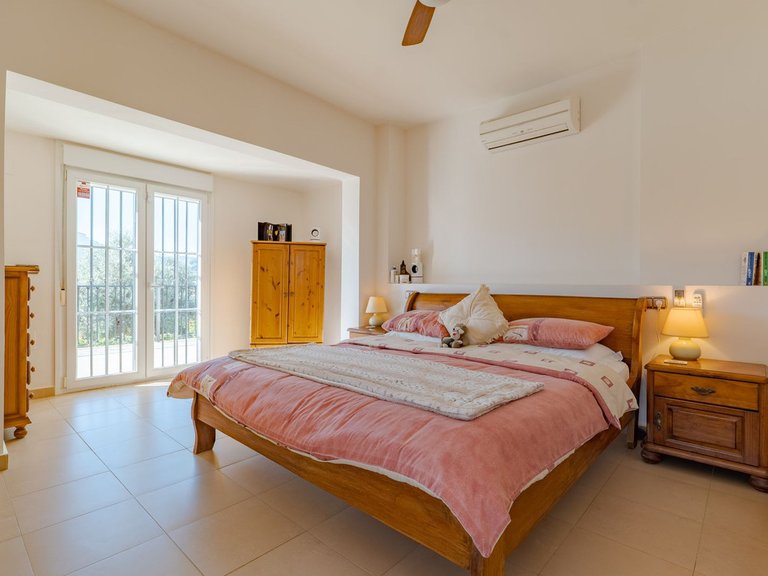 Villa for Sale in Alhaurín El Grande, Malaga 23