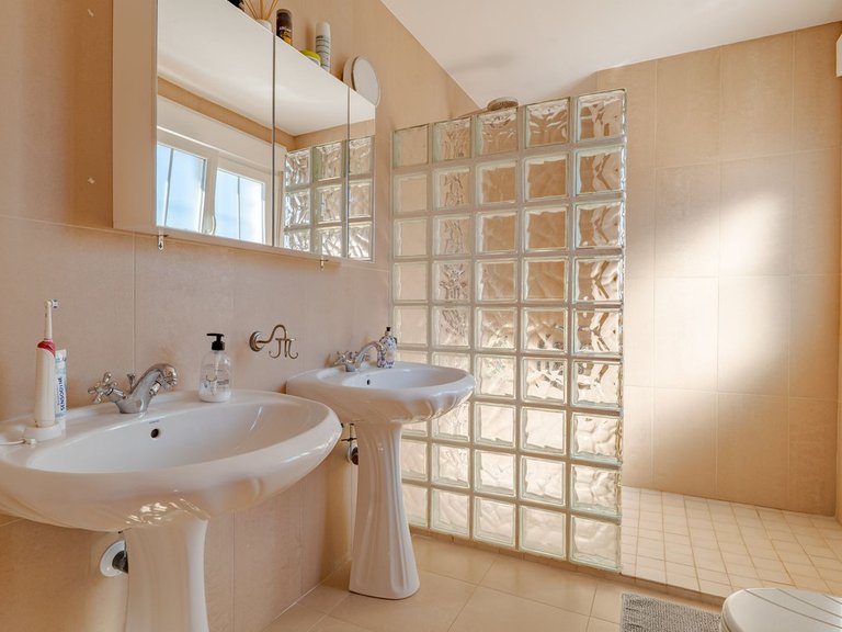 Villa for Sale in Alhaurín El Grande, Malaga 26