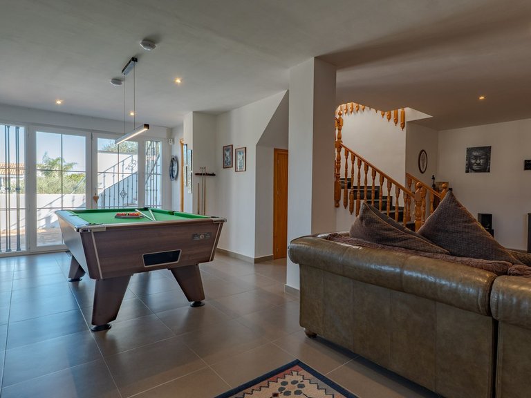 Villa for Sale in Alhaurín El Grande, Malaga 44