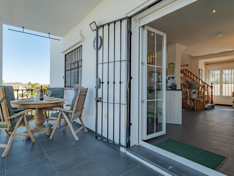 Villa for Sale in Alhaurín El Grande, Malaga 53