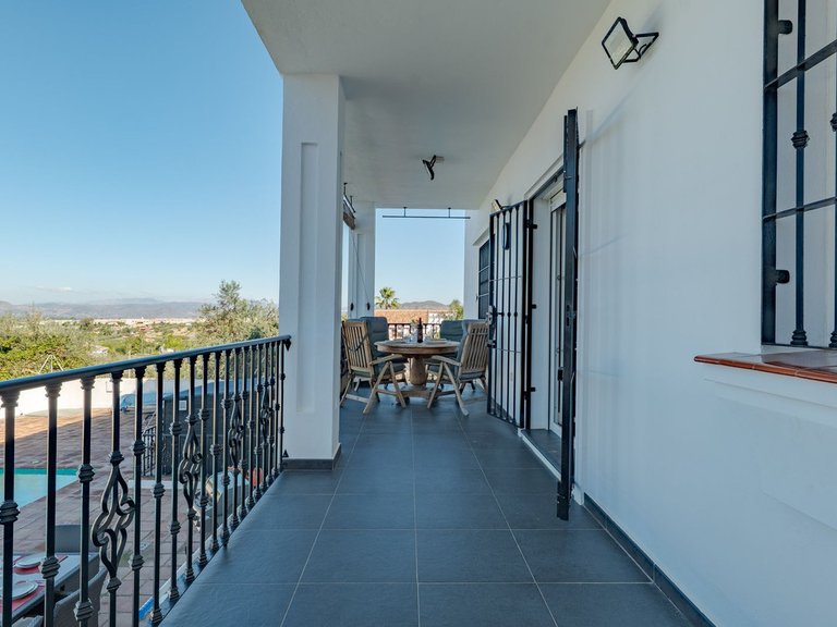 Villa for Sale in Alhaurín El Grande, Malaga 56