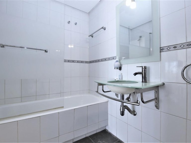 Apartment for Sale in Estepona, Malaga 11