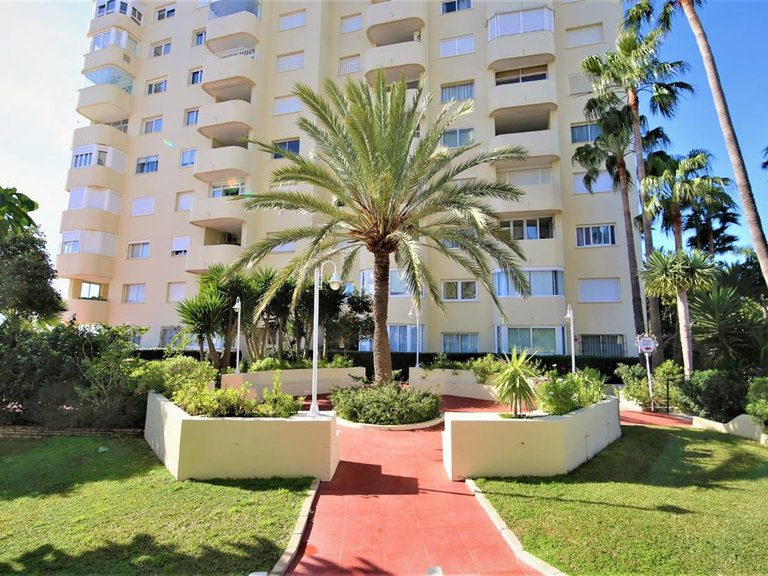 Apartment for Sale in Estepona, Malaga 15
