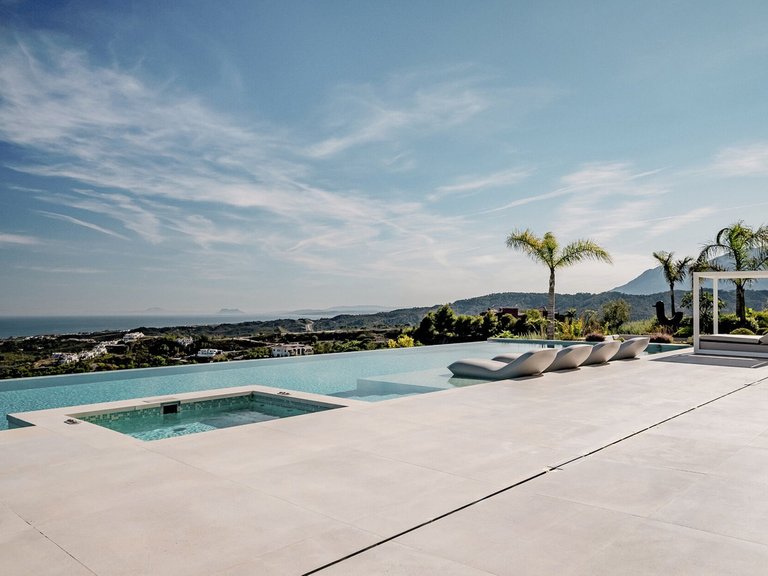 Villa for Sale in Benahavís, Malaga 29