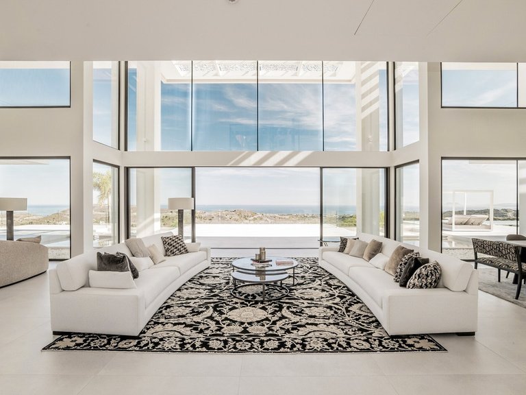 Villa for Sale in Benahavís, Malaga 3