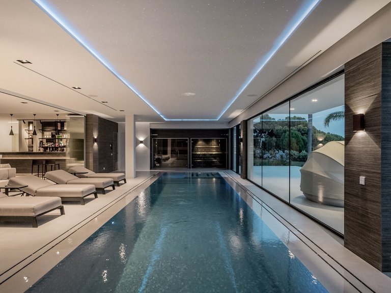 Villa for Sale in Benahavís, Malaga 5