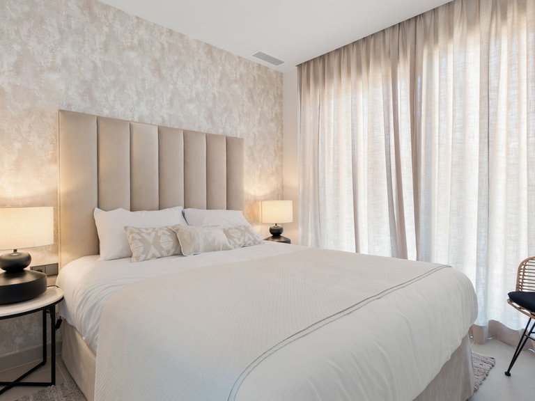 Town House for Sale in Puerto Banús, Malaga 11