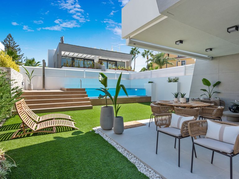 Town House for Sale in Puerto Banús, Malaga 13