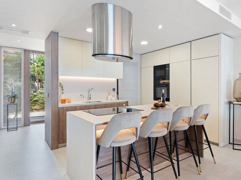 Town House for Sale in Puerto Banús, Malaga 7