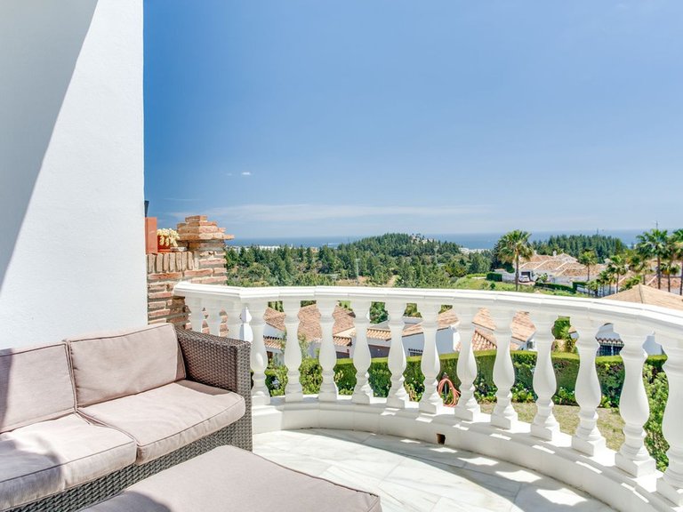Apartment for Sale in El Chaparral, Malaga 12
