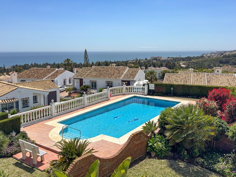Apartment for Sale in El Chaparral, Malaga 13