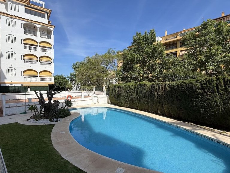 Apartment for Sale in San Pedro De Alcántara, Malaga 1
