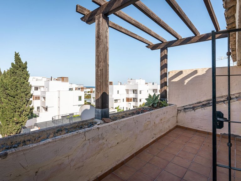 Villa for Sale in Cancelada, Malaga 6